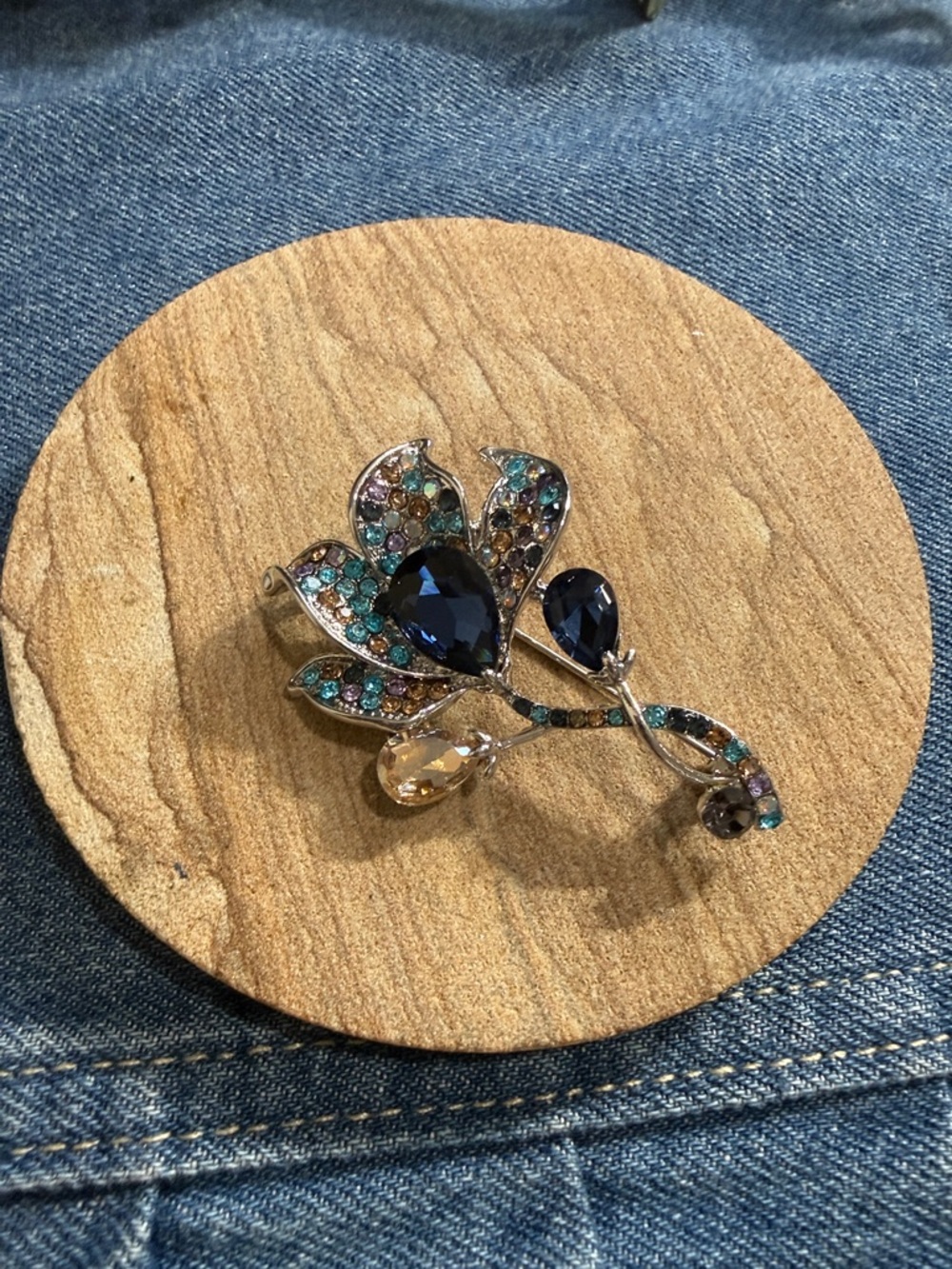 Fashion Elegant Blue Crystal Floral Brooch - Women Jewelry